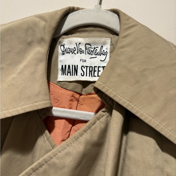 VTG Diane Von Furstenberg Beige Trench Coat - Picture 3 of 16